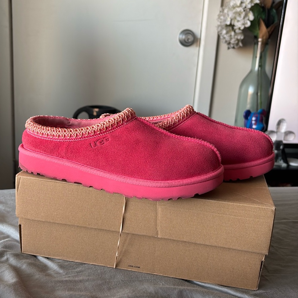UGG Tasman Slippers